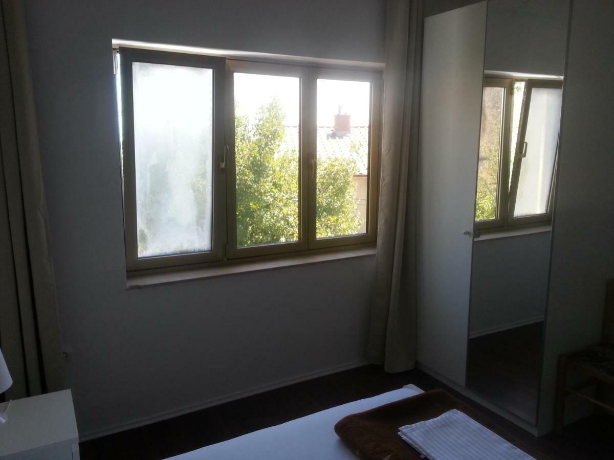 Ante Apartmani 茨里克韦尼察 外观 照片